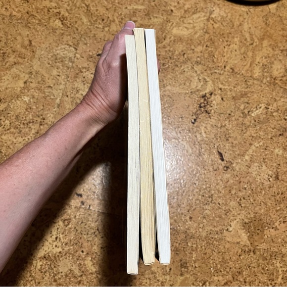 Calvin & Hobbes 3 Book Vintage Collection By Bill Watterson - Picture 6 of 16